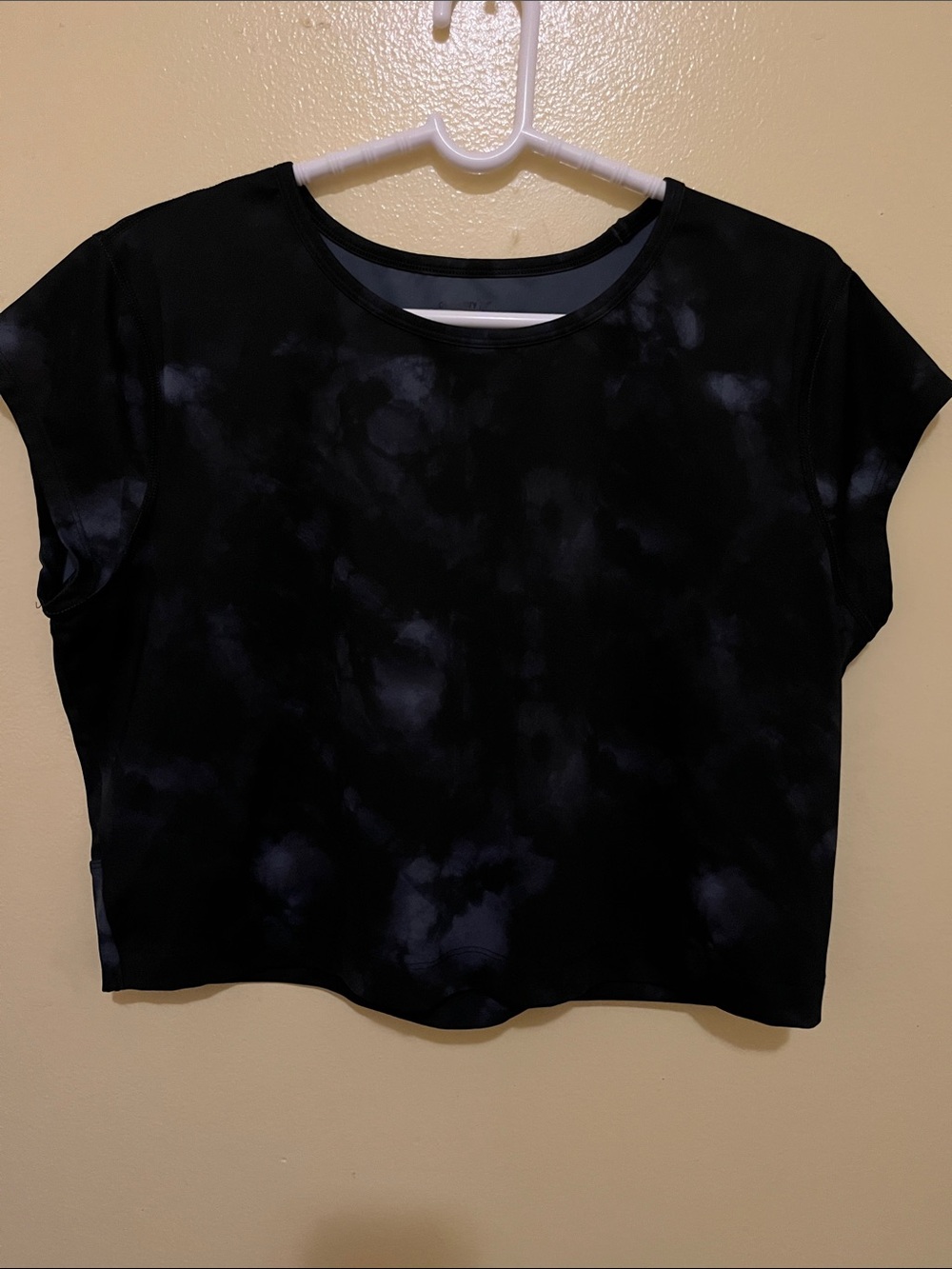 Old Navy Black Tie-Dye Short Sleeve Tee